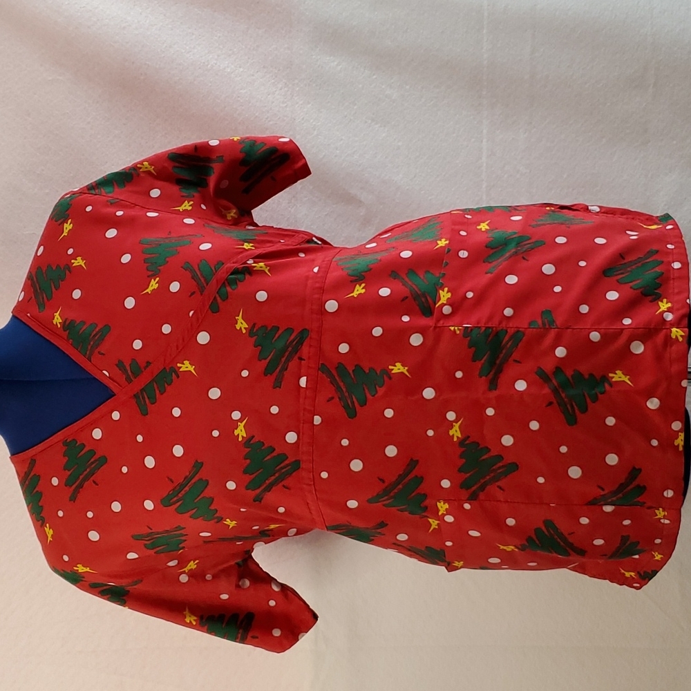 Women Christmas tree nursing srub top.